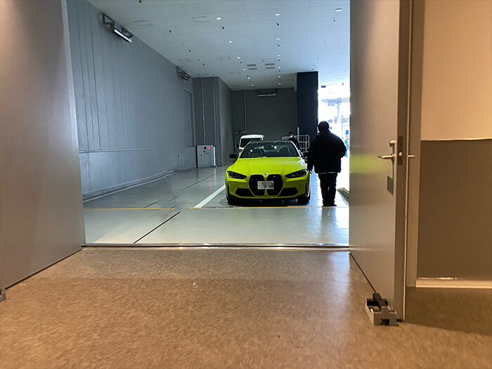 車両搬入について