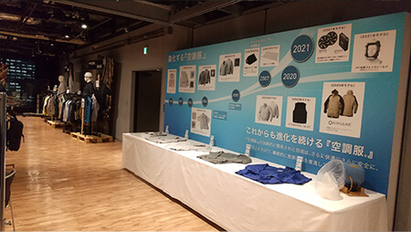 ③スタジオ（展示スペース）