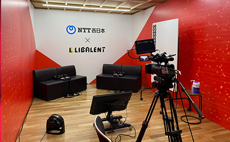 ステージ上手・下手　選手控室